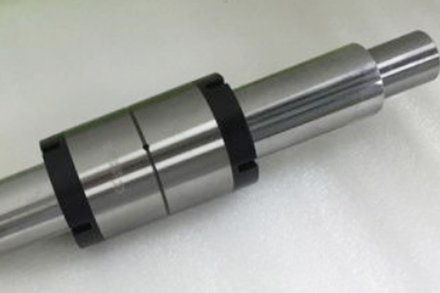 LG系列滾珠導(dǎo)軌和LZG系列滾柱導(dǎo)軌，區(qū)別在哪里？